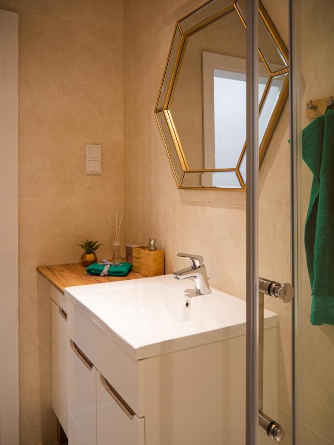 Przytulny Z Ogródkiem Apartament